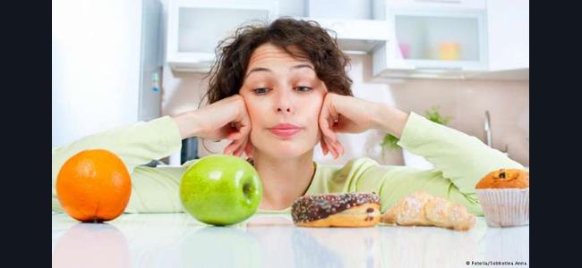  ما هي الحمية الأفضل؟..تقليل السكريات أم الدهون؟