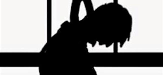 تهديد عشيقته دفعه للانتحار