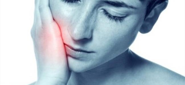 وصفات منزلية سريعة لمعالجة ألم الأسنان