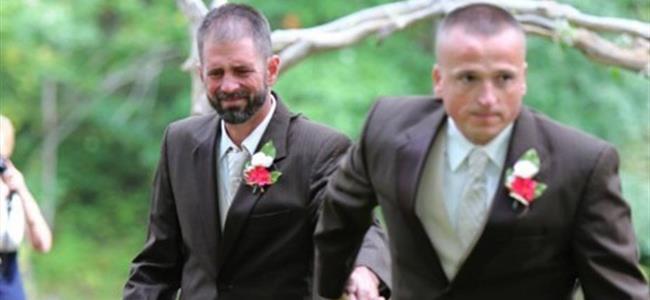 ما هي القصّة المؤثّرة وراء هذه الصورة؟