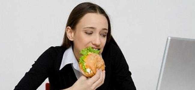  طريقة تناول الطعام تحدد صفات الشخص 