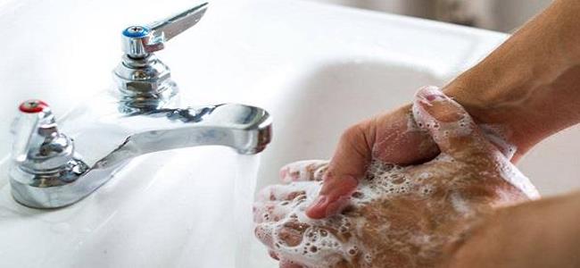 هذا هو أكثر شعب يغسل يديه بعد الخروج من المرحاض