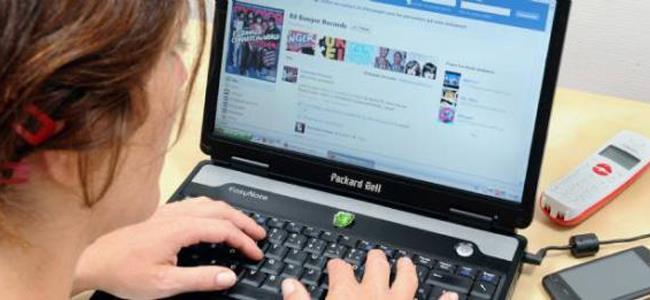  اكثر من مليار متابع لـ