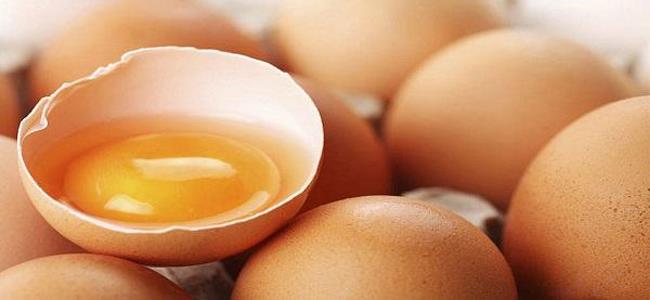 العثور على بيضة... داخل بيضة!