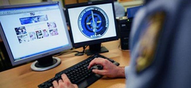 بالفيديو: 5 شركات تراقبك حالياً.. وأنت لا تعلم 