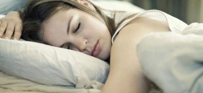 ماذا نفعل أو لا نفعل قبل النوم؟