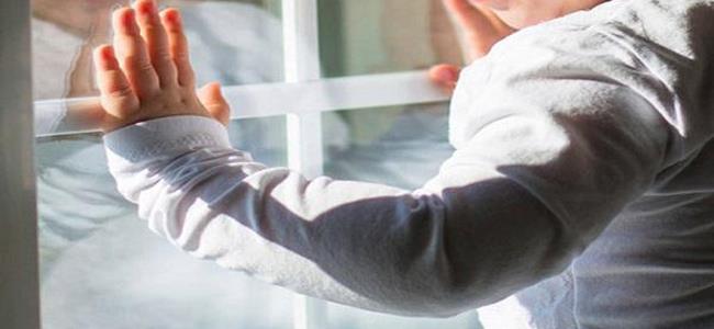 قفزت بها أمها من الطابق السابع !