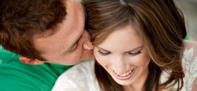 تبادلوا القبل امام اطفالكم 