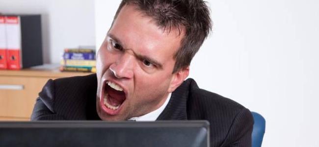  كيف تتعاملين مع ربّ العمل العدواني؟