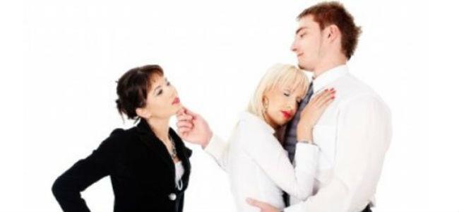 10 دلائل على أن زوجك يكذب… تعرّفي عليها