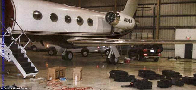 سيدة لبنانية.. و47 حقيبة كوكايين في طائرة خاصة