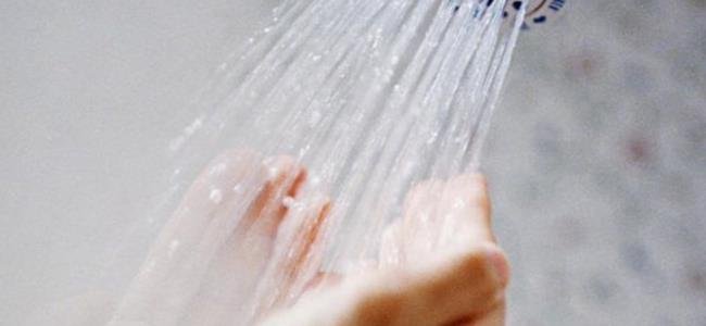 جزء في جسدك لا يمكنك تنظيفه حتى خلال الاستحمام… ما هو؟