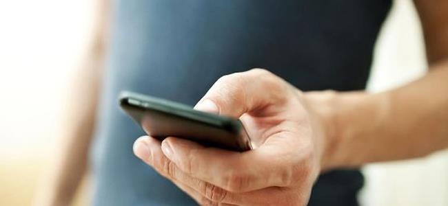  ما العمر المناسب لمنح طفلك هاتفاً محمولاً؟