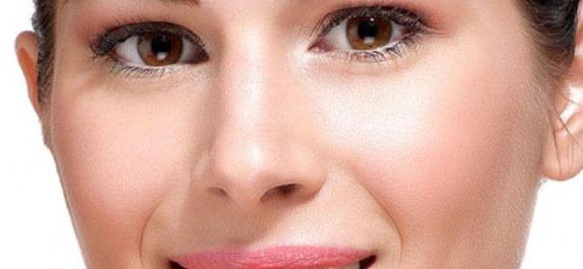 إليكِ سرّ المرأة الفرنسية لتكبير الشفاه!