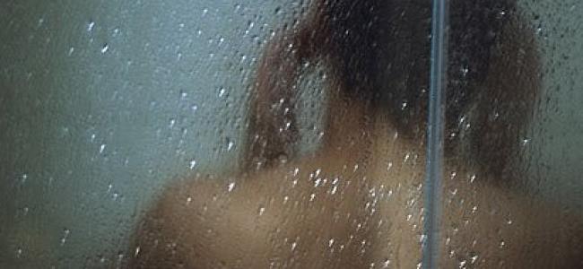 إستحمّ لمدة أسبوع بالماء البارد.. فماذا حصل معه؟