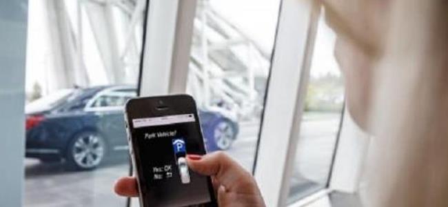 مرسيدس تحل مشكلة البحث عن أماكن لركن سياراتها بطريقة متطورة 