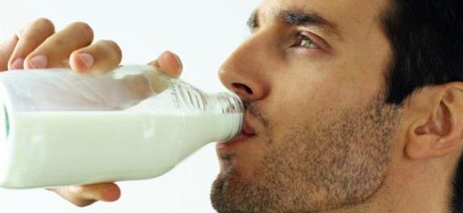 إلى الرجال: أكثروا من شرب الحليب!