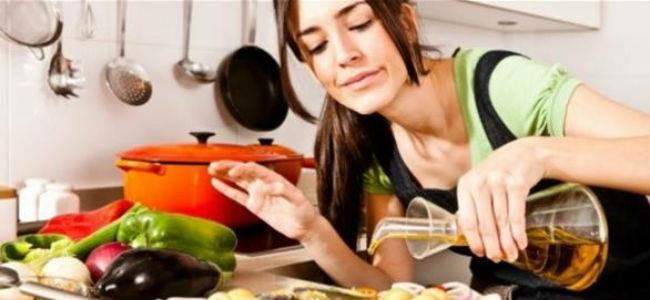 إحذر.. 10 مواد تستخدمها يوميًا تقتل خلايا المخ!