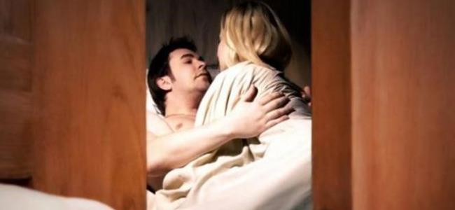 اكتشف خيانتها بأغرب وسيلة ممكنة