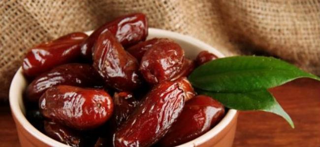 ضعي التمر على وجهك ولن تصدّقي ما سيحدث