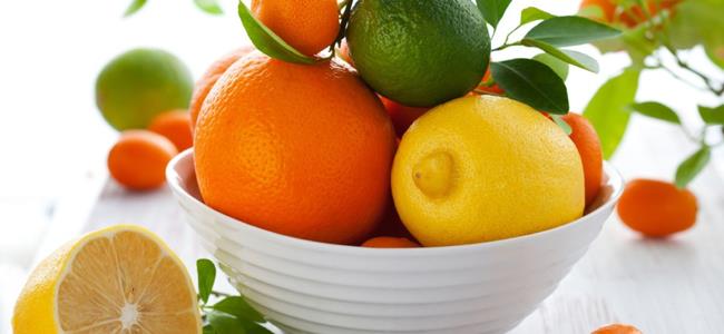 9 أسباب تدعوك لأكل المزيد من الحمضيات