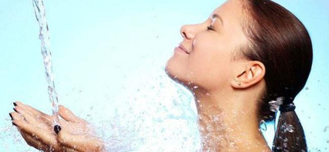  عادة سيئة تقومين بها أثناء الإستحمام.. توقّفي عنها فوراً