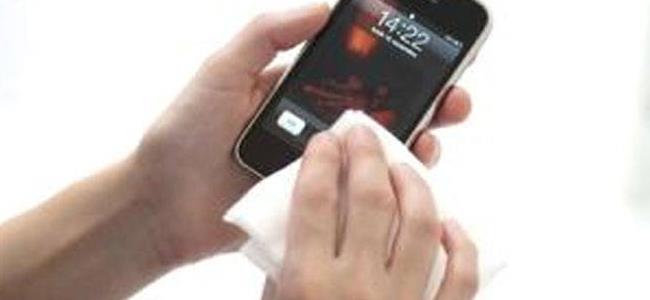  ما هي فضل الطرق لتنظيف هاتفك؟