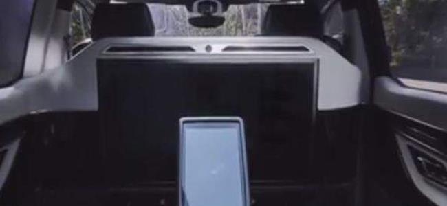 سيارة لبنانية الى الأسواق قريباً