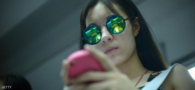 فيسبوك يعلن الحرب على 