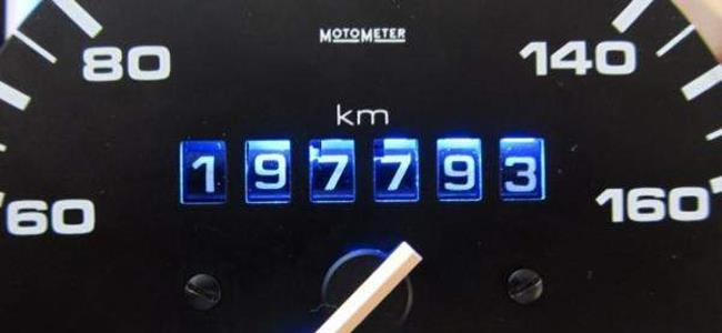 هكذا تكتشف التلاعب في عداد المسافات قبل شراء سيارة مستعملة