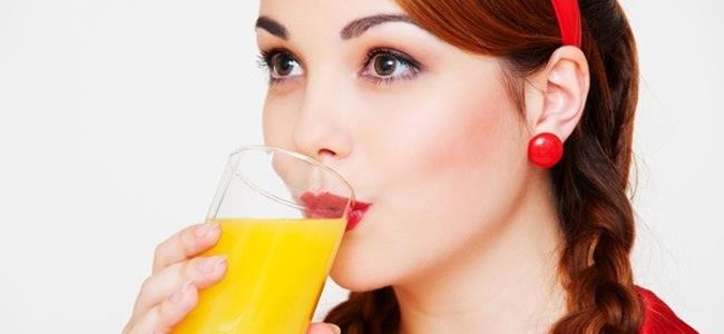 لهذه الاسباب.. إصنعوا العصير بأيديكم!