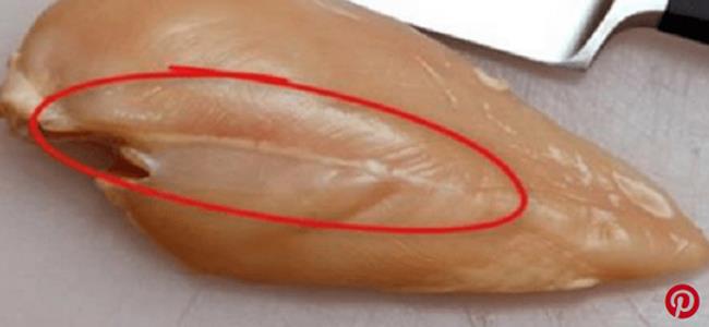 معلومة صحيّة مهمّة.. ماذا يعني الخط الأبيض في الدجاج؟
