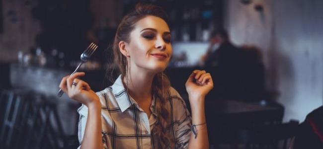 5 أمور لا تقم بها مباشرة بعد الأكل 