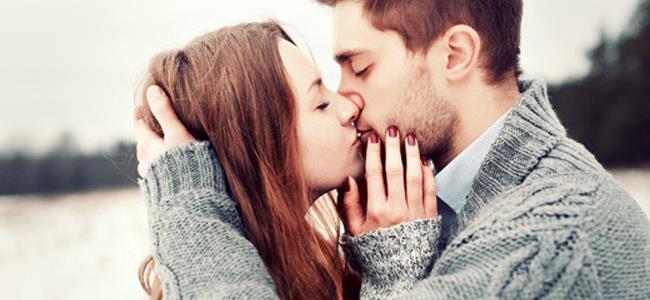 7 أمور تزعج الرجل خلال تبادل القبل!