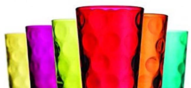 الأواني الزجاجية الملونة خطر