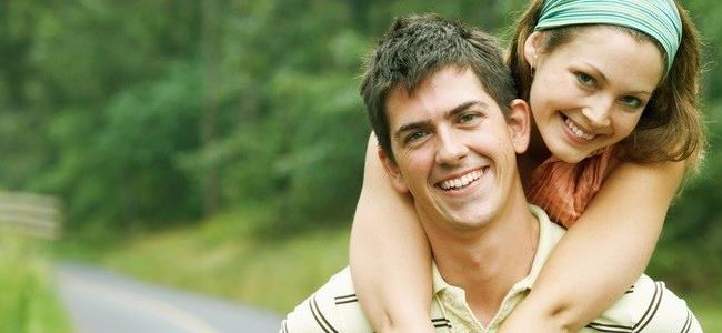 مفاهيم رومانسية ستعيشين أنتِ وزوجك بسعادة أكبر من دونها!
