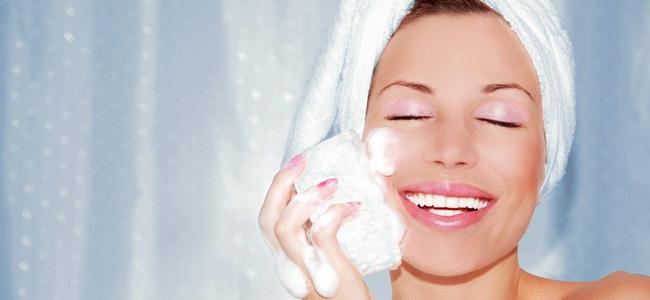 5 عادات صباحية تجعلك تبدين أكبر بـ10 سنوات.. إحذريها 