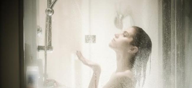 أضرار الإستحمام بالماء الساخنة