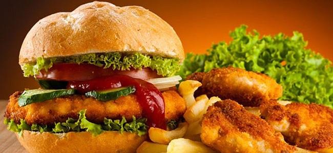 هذا ما يحدث لأجسامنا عند تناول الوجبات السريعة! 