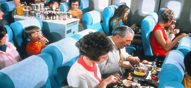 الوجبات على متن الطائرة .. أخطر مما نتوقّع!