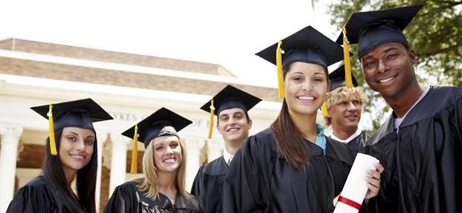  هذه الدولة تمنح طلاب الجامعات ألف دولار شهرياً للتعلّم! 