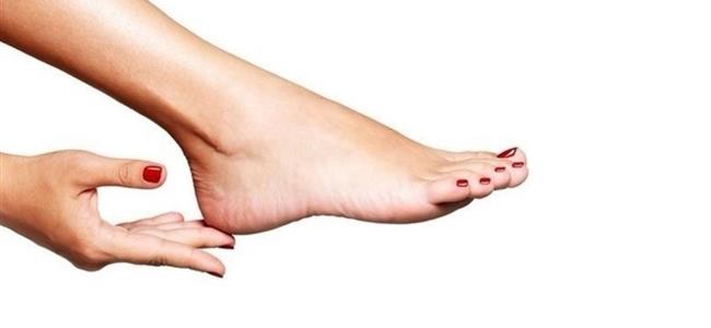 نصائح للعناية بكعب القدمين