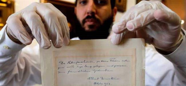  مذكرة بخط يد أينشتاين بـ6100 دولار.. هذا ما جاء فيها