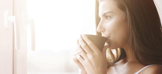 عادات صباحية صحية تحسّن مزاجكِ طوال اليوم