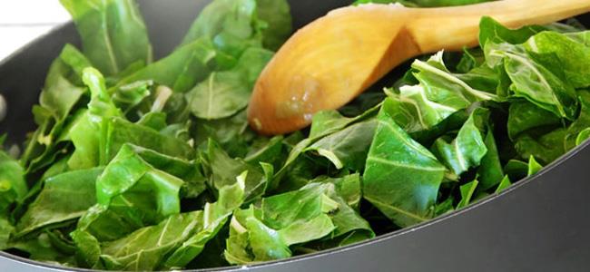 السبانخ من المأكولات التي تحارب الشيخوخة