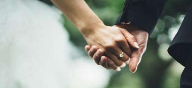 الزواج في منتصف الثلاثينات يؤدي إلى الطلاق!