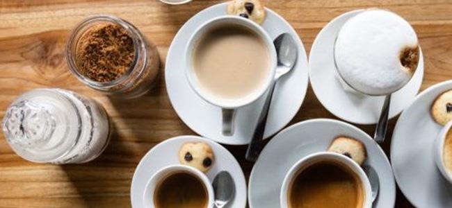  كم من الوقت تبقيك القهوة مستيقظًا؟