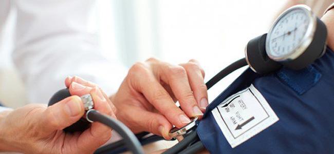 كيف نخفّض ضغط الدم بلا أدوية؟