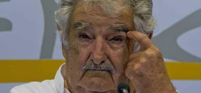 أفقر رئيس في العالم يرفض راتبه التقاعدي