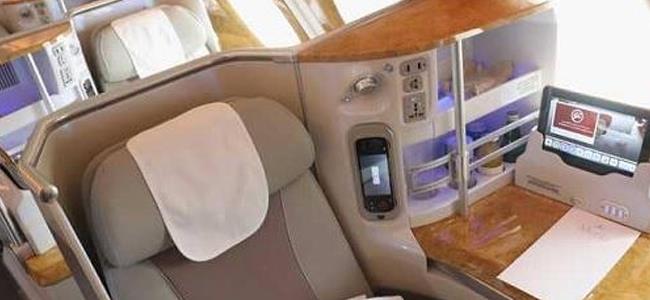 4 حيل للسفر على درجة رجال الأعمال بـ